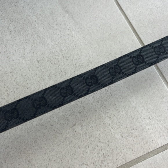 Gucci Belt Size 80 - Picture 2 of 5